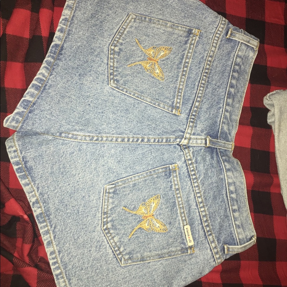 zanadi hi waisted mom shorts w/ butterfly pockets